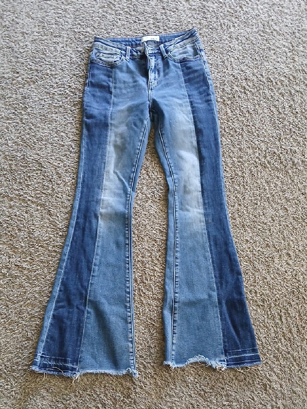Two-Tone Blue Patchwork Flared Jeans - Women's Wide Leg